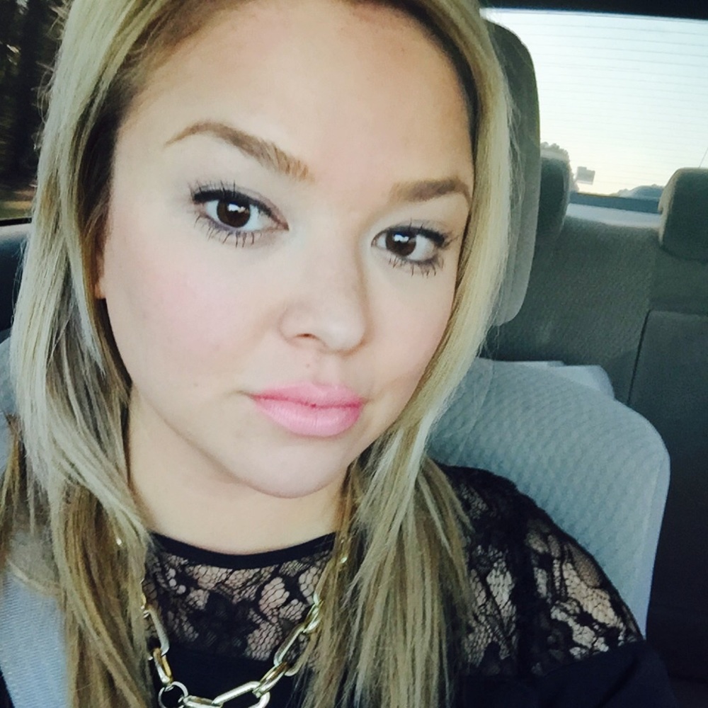 Meet your Posher, Lanette